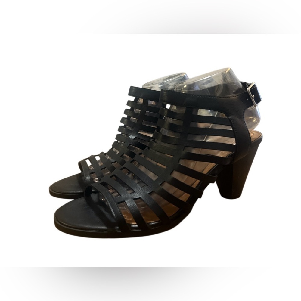 NWOT- STYLE & CO .Black Strappy Heels - Picture 4 of 8